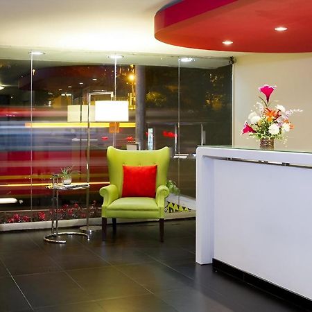 Hotel Silver Javeriana By Hospedium Bogota Exterior photo