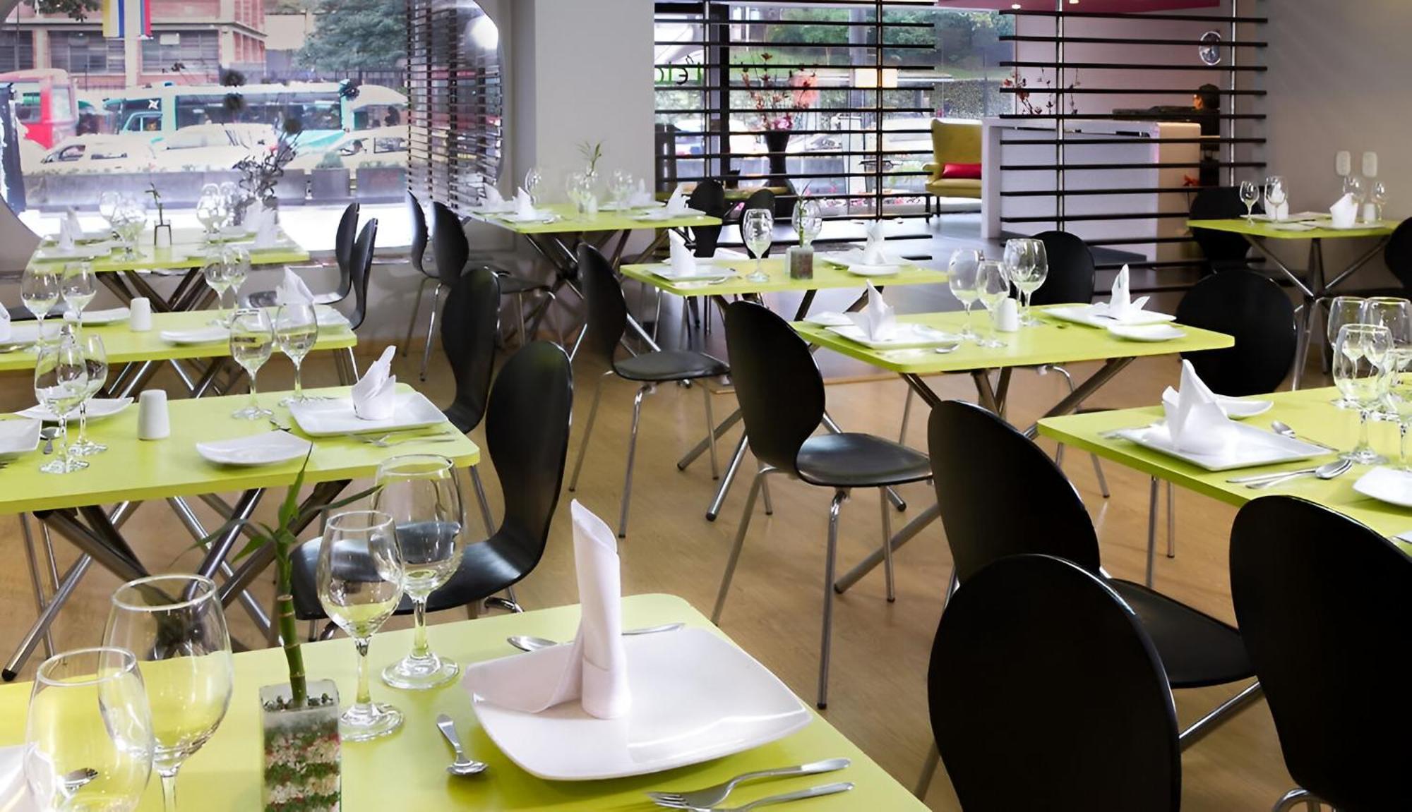 Hotel Silver Javeriana By Hospedium Bogota Exterior photo